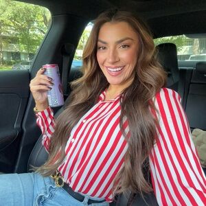 Meet your Posher, Malaya